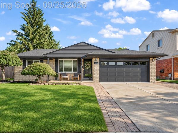 29510 Lyndon Street , Livonia, Mi 48154