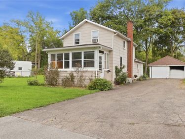 34 Scott Crescent Drive, Scottsville, NY 14546