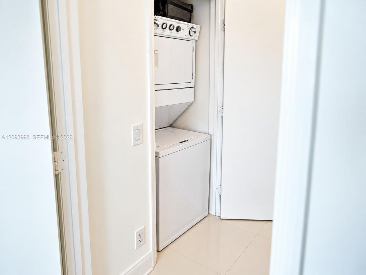 60 SW 13th St, Unit 2409, Miami, FL 33130 Photo