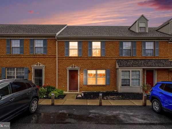 306 MEETINGHOUSE LANE , LANCASTER, PA 17601