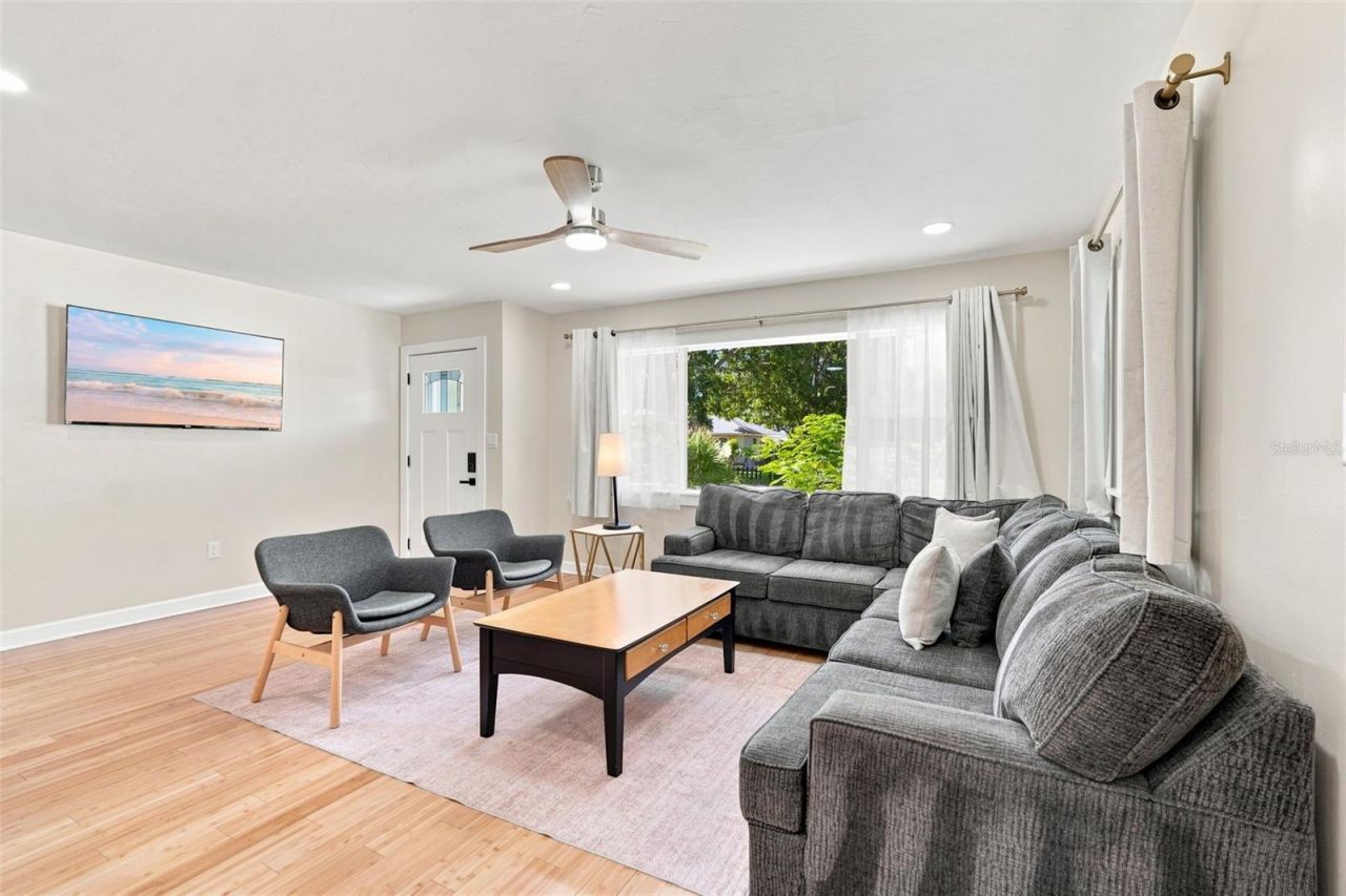 2667 Cheryle Lane , Sarasota, FL 34237 Photo