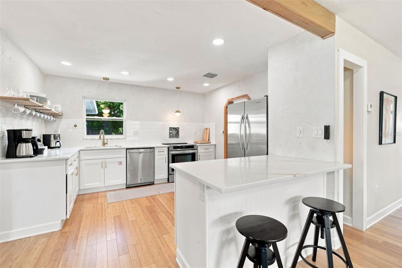 2667 Cheryle Lane , Sarasota, FL 34237 Photo