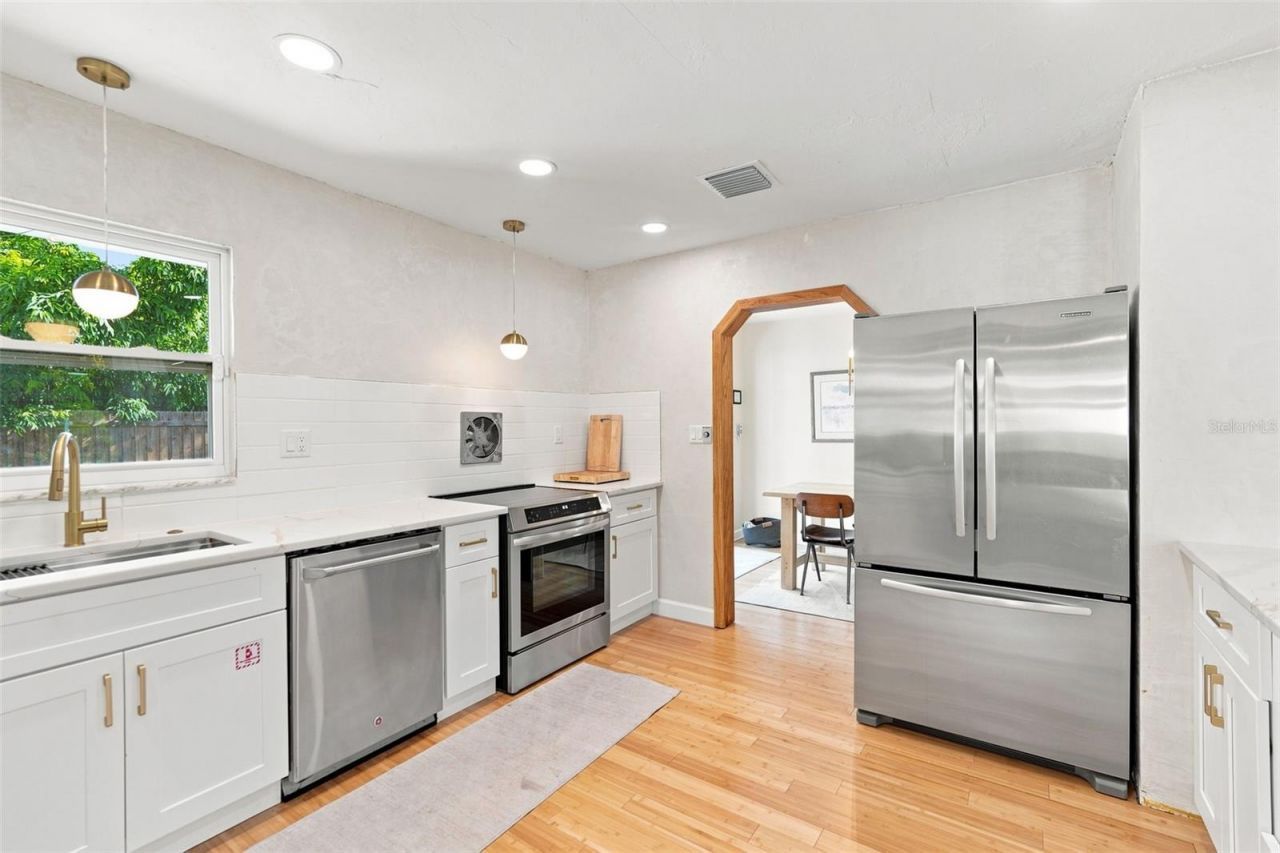 2667 Cheryle Lane , Sarasota, FL 34237 Photo