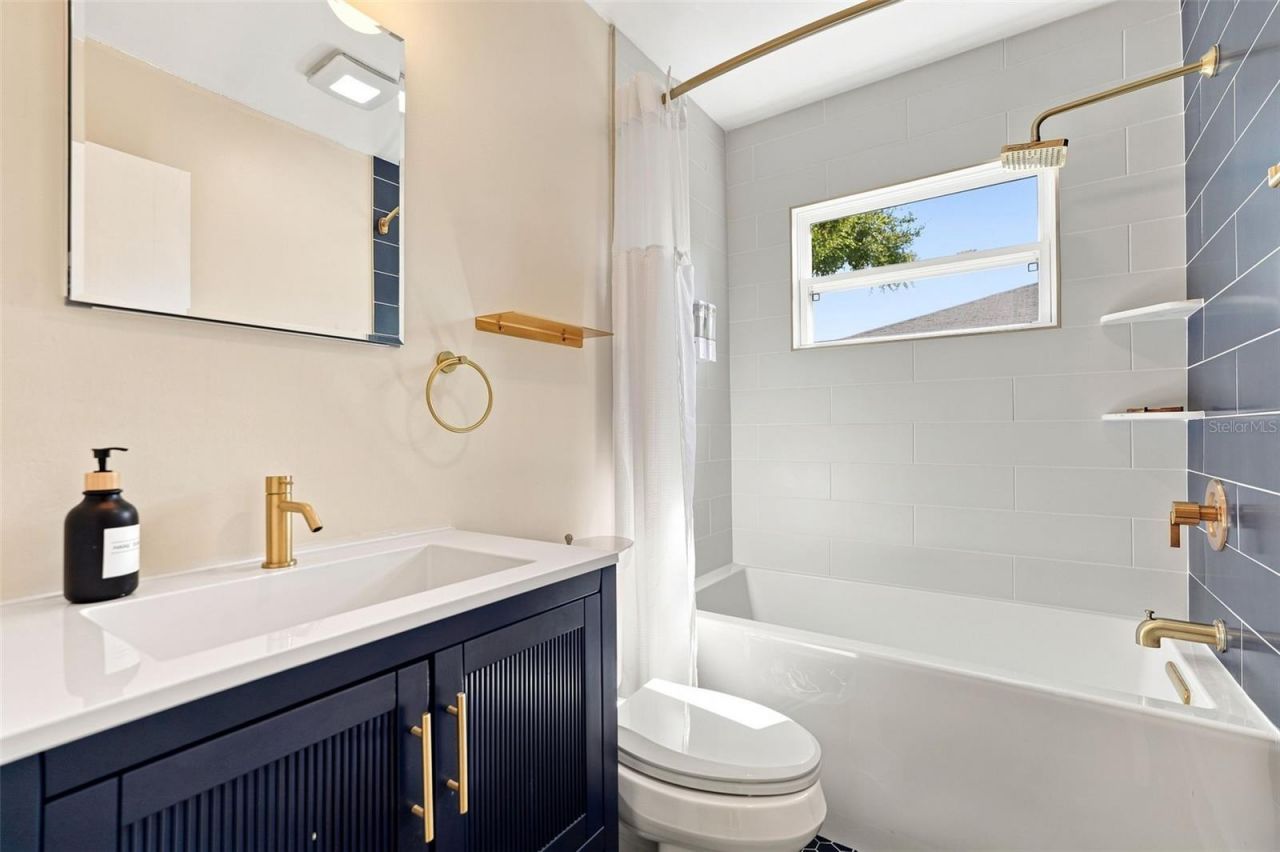 2667 Cheryle Lane , Sarasota, FL 34237 Photo