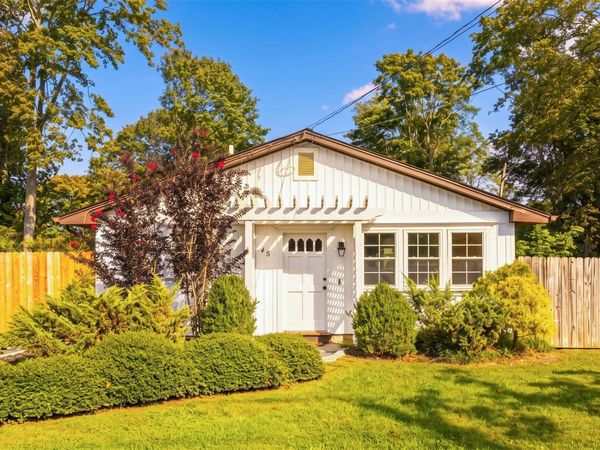 45 Fuoco Road , Bellport, NY 11713