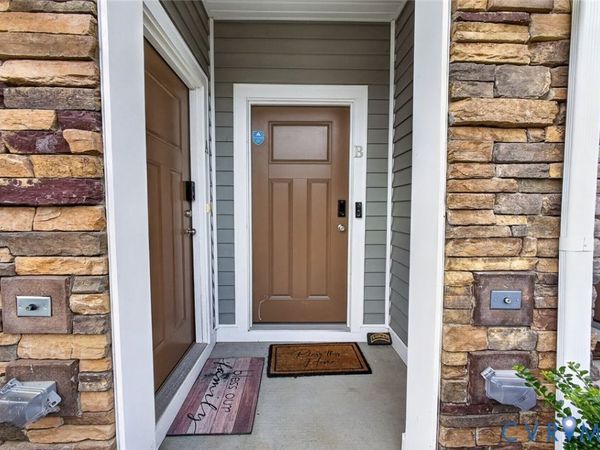 9271 Magellan Parkway, Unit B, Glen Allen, VA 23060