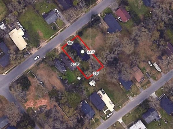 2813 Banks Avenue , Mobile, AL 36617