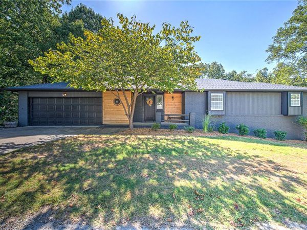 5 Dunvegan Lane , Bella Vista, AR 72715