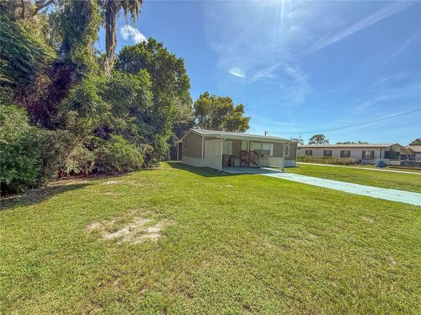 13708 PALM DRIVE , ASTATULA, FL 34705
