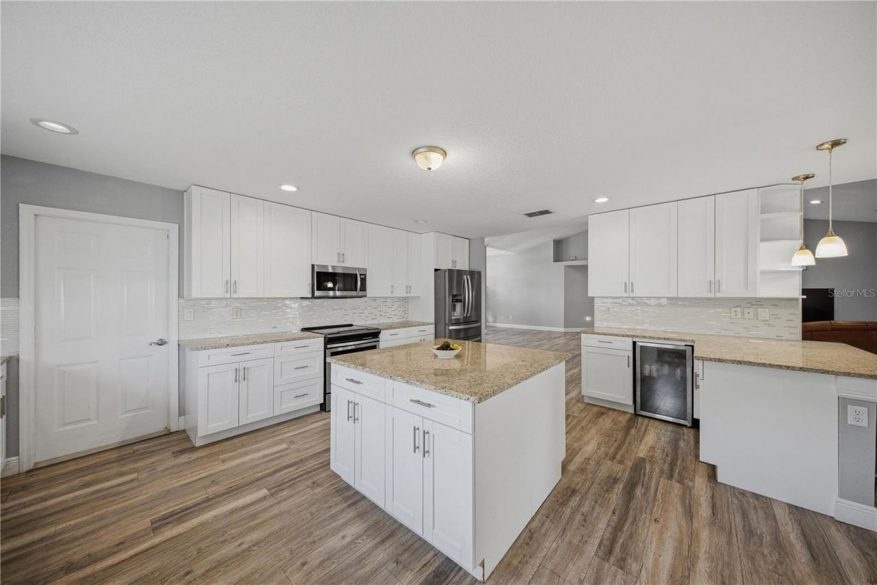 6875 SE 11th Place , Ocala, FL 34472 Photo