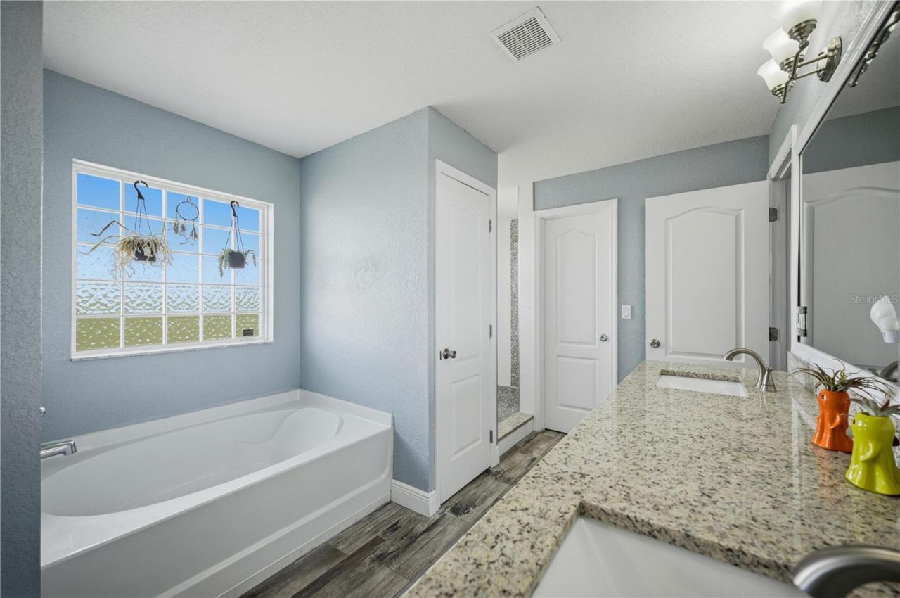 6875 SE 11th Place , Ocala, FL 34472 Photo