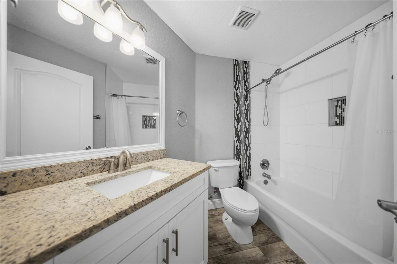 6875 SE 11th Place , Ocala, FL 34472 Photo