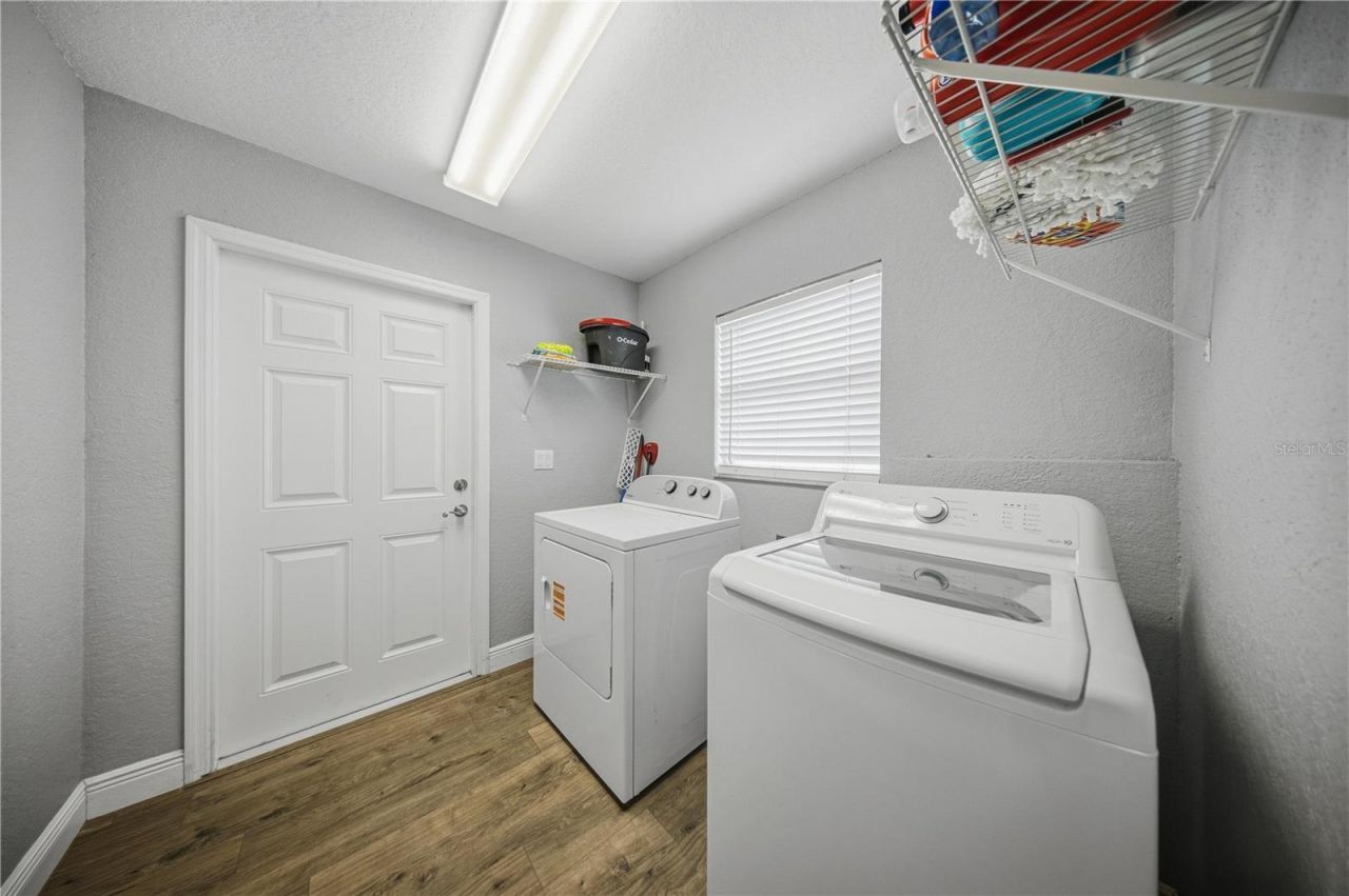 6875 SE 11th Place , Ocala, FL 34472 Photo