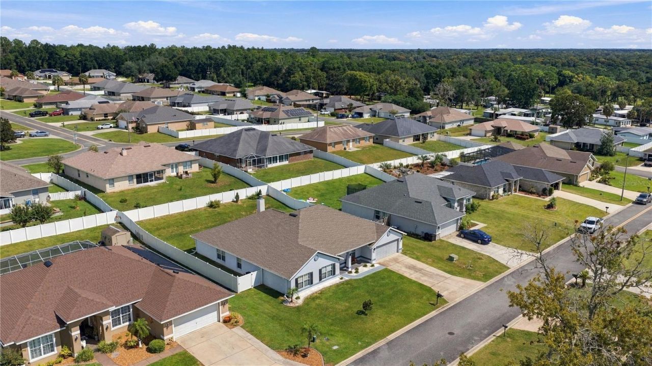 6875 SE 11th Place , Ocala, FL 34472 Photo