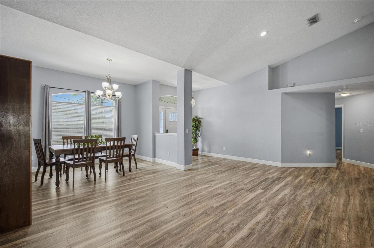 6875 SE 11th Place , Ocala, FL 34472 Photo