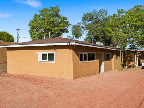 142 55th Street SW, Unit A & B, Albuquerque, NM 87121