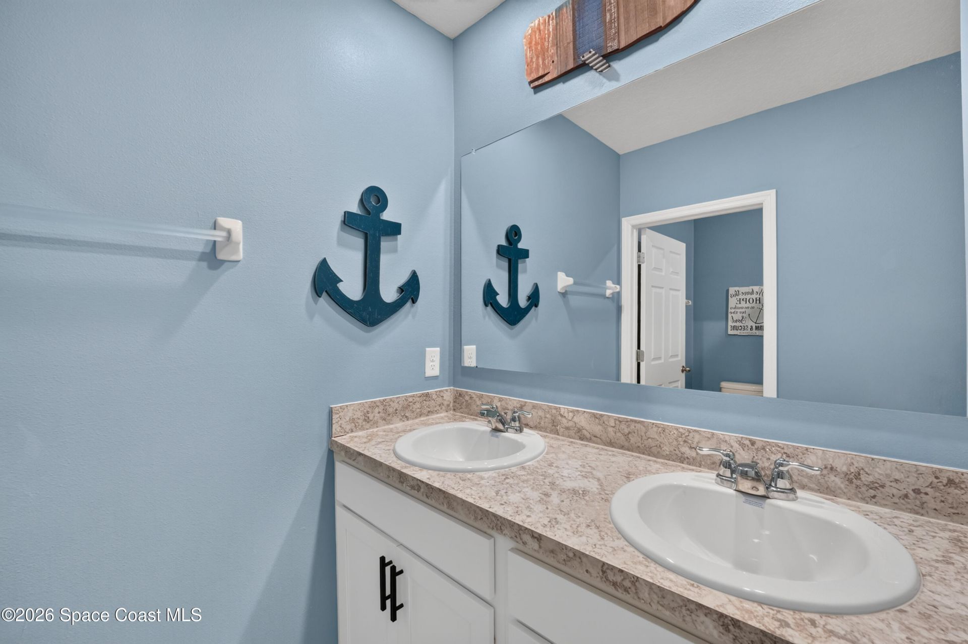 5329 Waterfall Place , Grant, FL 32949 Photo