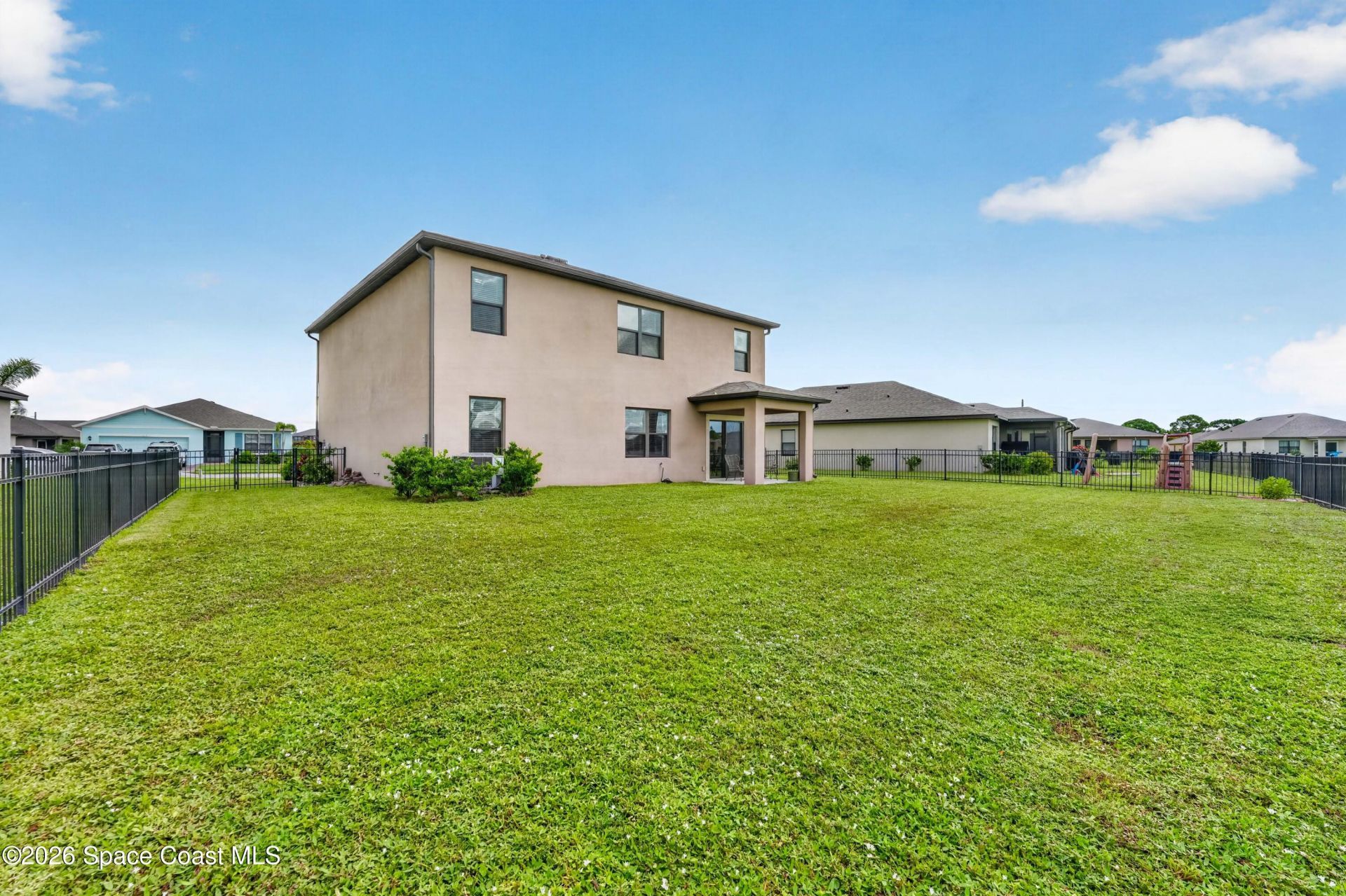 5329 Waterfall Place , Grant, FL 32949 Photo