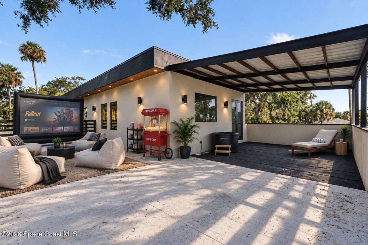 785 Seymour Road Ne, Palm Bay, FL 32905 Photo
