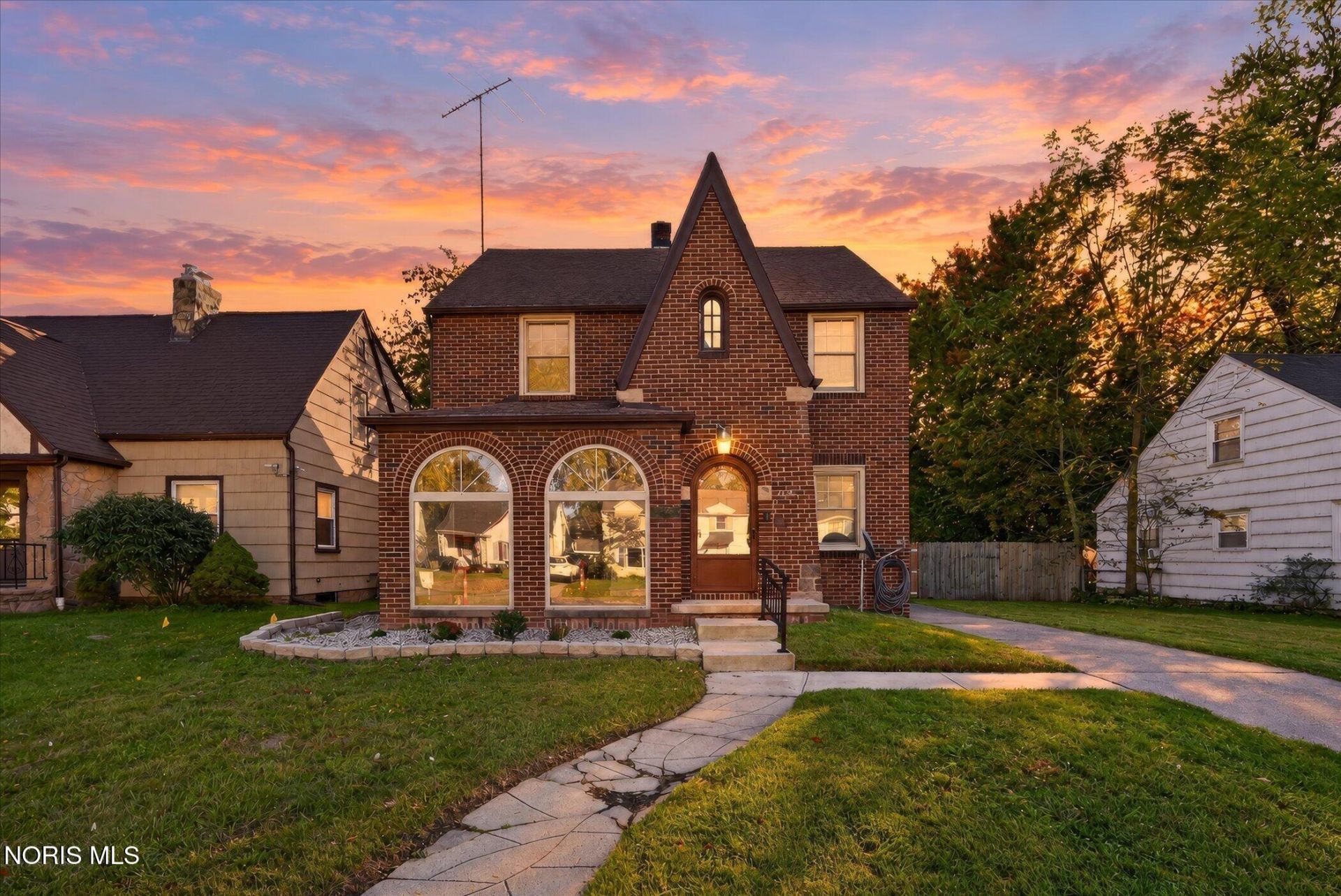 2624 Merrimac Boulevard, Toledo, OH 43606 Main Photo
