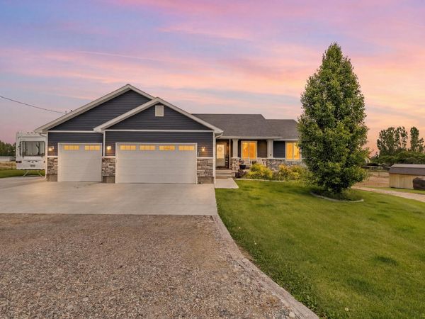 139 N 900 W, Blackfoot, ID 83221