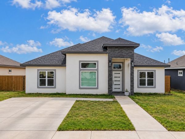 1817 Rebecca Lane, Eagle Pass, TX 78852