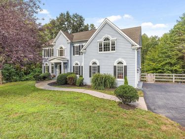 1425 PLAINS DR , Charlottesville, VA 22901