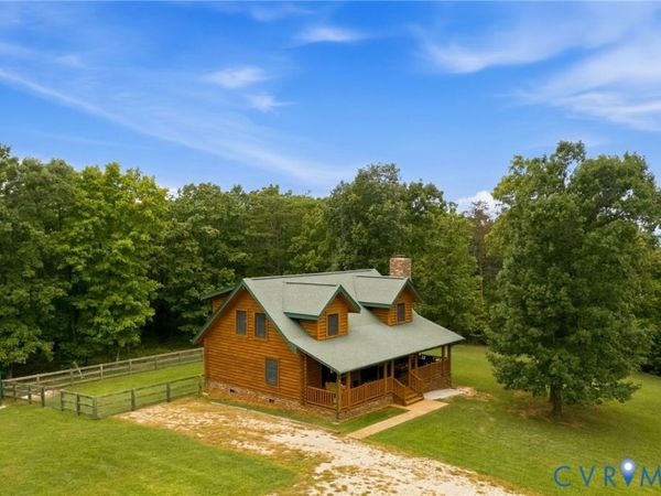 2325 Meadow Drive , Appomattox, VA 24522