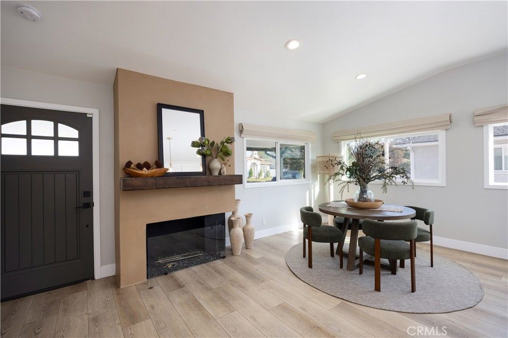 2121 Fanwood Avenue, Long Beach, CA 90815 Main Photo
