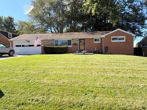 121 Florence Avenue, Alliance, OH 44601