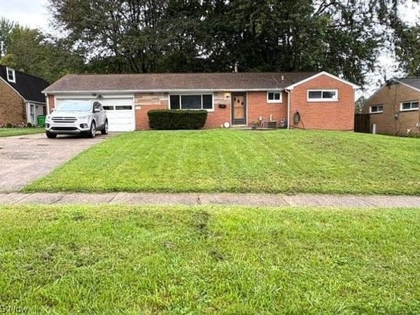 121 Florence Avenue, Alliance, OH 44601