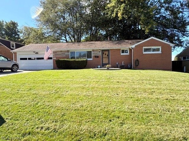 121 Florence Avenue, Alliance, OH 44601 Main Photo