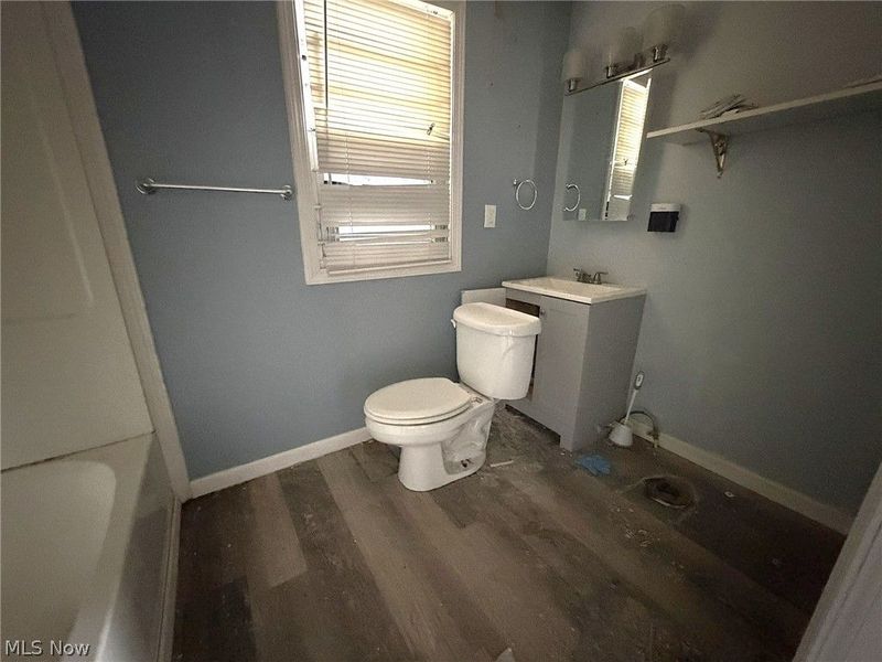 6812 Lawn Avenue, Cleveland, OH 44102 Photo 8