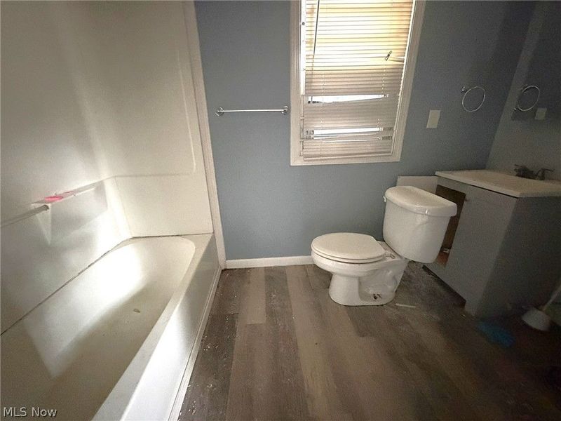 6812 Lawn Avenue, Cleveland, OH 44102 Photo 9