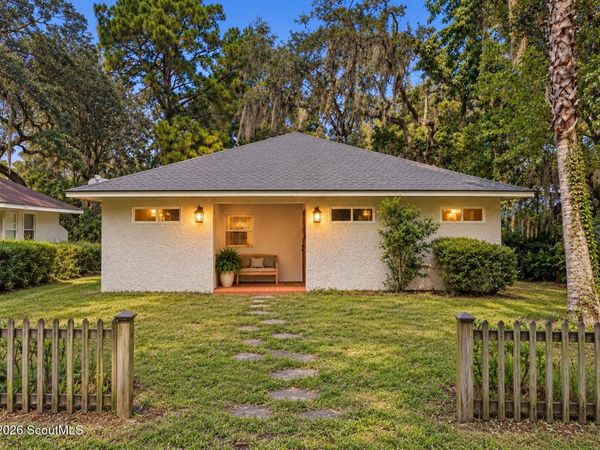 1918 2nd Avenue , St. Simons Island, GA 31522