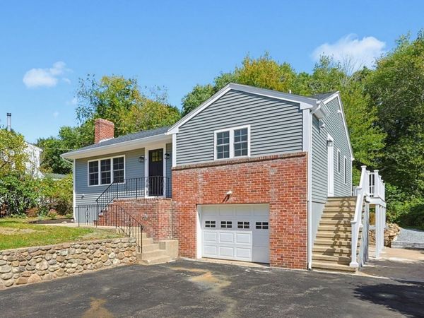 7 Dana Park, Hopedale, MA 01747