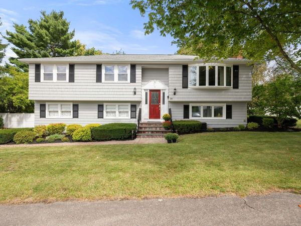 28 Evergreen Avenue, Braintree, MA 02184
