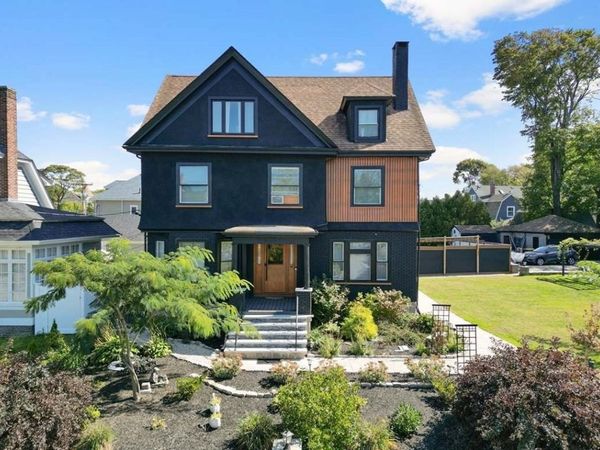 499 Madison St, Unit A, Fall River, MA 02730
