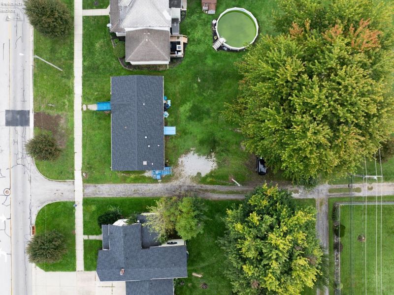 725 N fifth Street, Fremont, OH 43420 Photo 2