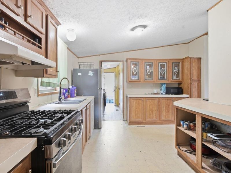 725 N fifth Street, Fremont, OH 43420 Photo 5