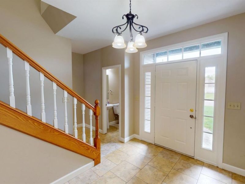 33 Ponds Side Drive, Fremont, OH 43420 Photo 10