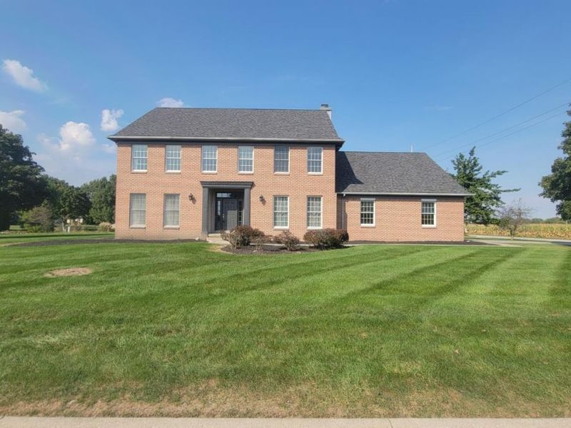 33 Ponds Side Drive, Fremont, OH 43420 Photo 2