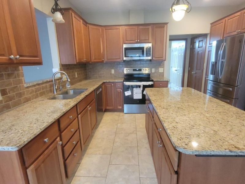 33 Ponds Side Drive, Fremont, OH 43420 Photo 21