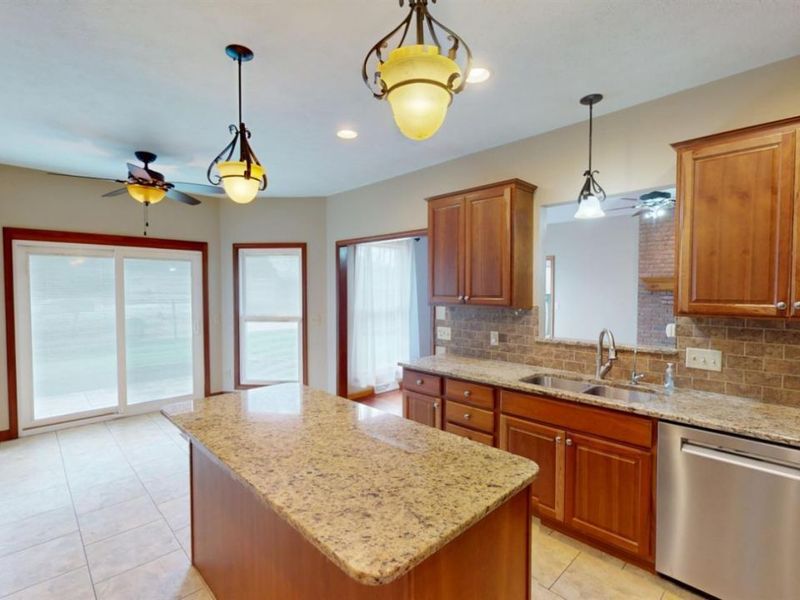 33 Ponds Side Drive, Fremont, OH 43420 Photo 28