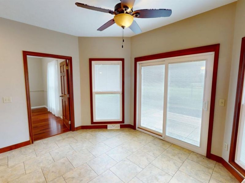 33 Ponds Side Drive, Fremont, OH 43420 Photo 31