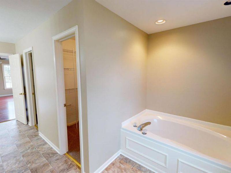33 Ponds Side Drive, Fremont, OH 43420 Photo 59