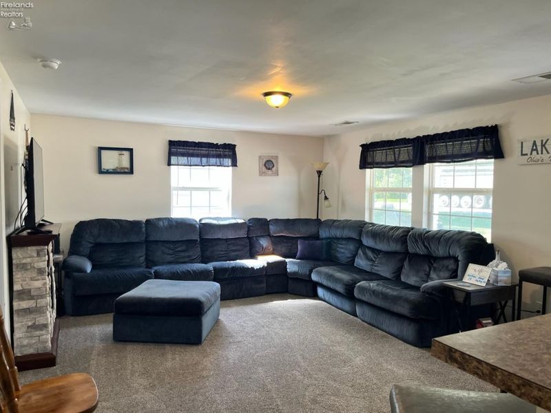 4972 W Fremont Road, Port Clinton, OH 43452 Photo 3
