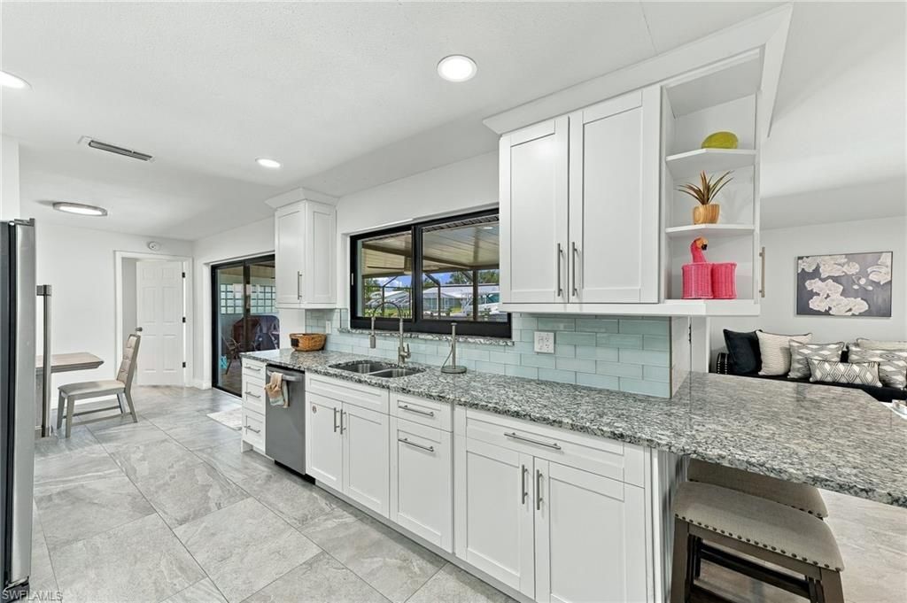 1928 SE 15th Ter , Cape Coral, FL 33990 Photo