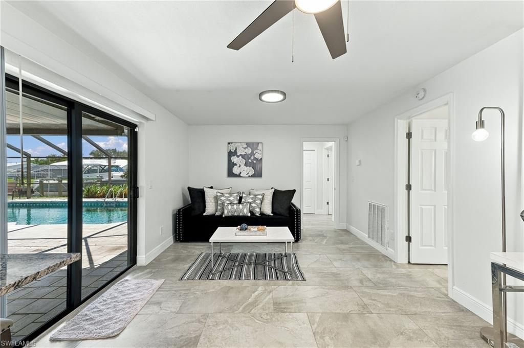 1928 SE 15th Ter , Cape Coral, FL 33990 Photo