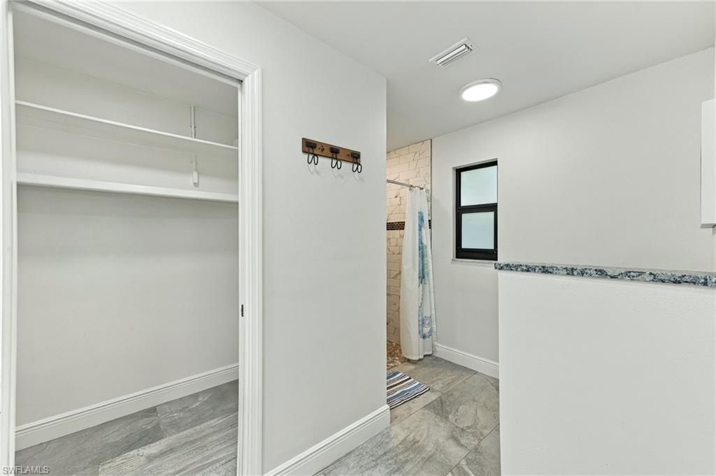 1928 SE 15th Ter , Cape Coral, FL 33990 Photo